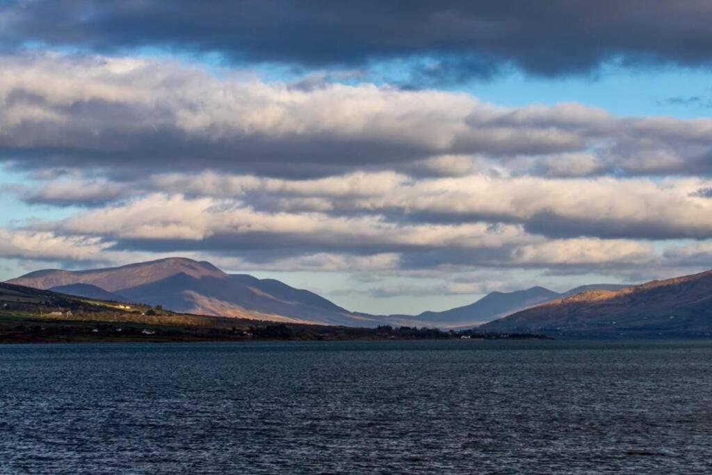 Ferienwohnung Skellig View Bluebell Rose&The Kerry Cliffs Portmagee Exterior foto